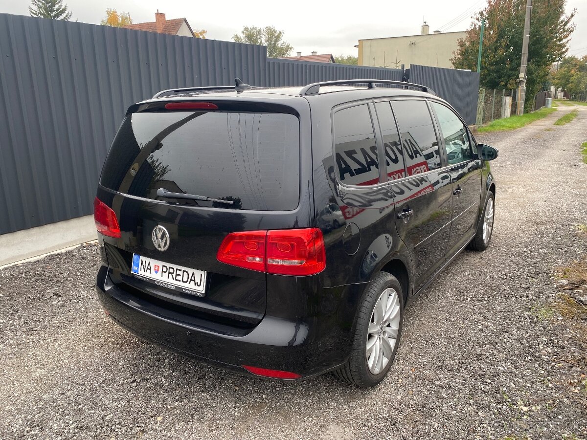 VW Touran 2.0TDi 103kw, rok výroby 2010 - 4