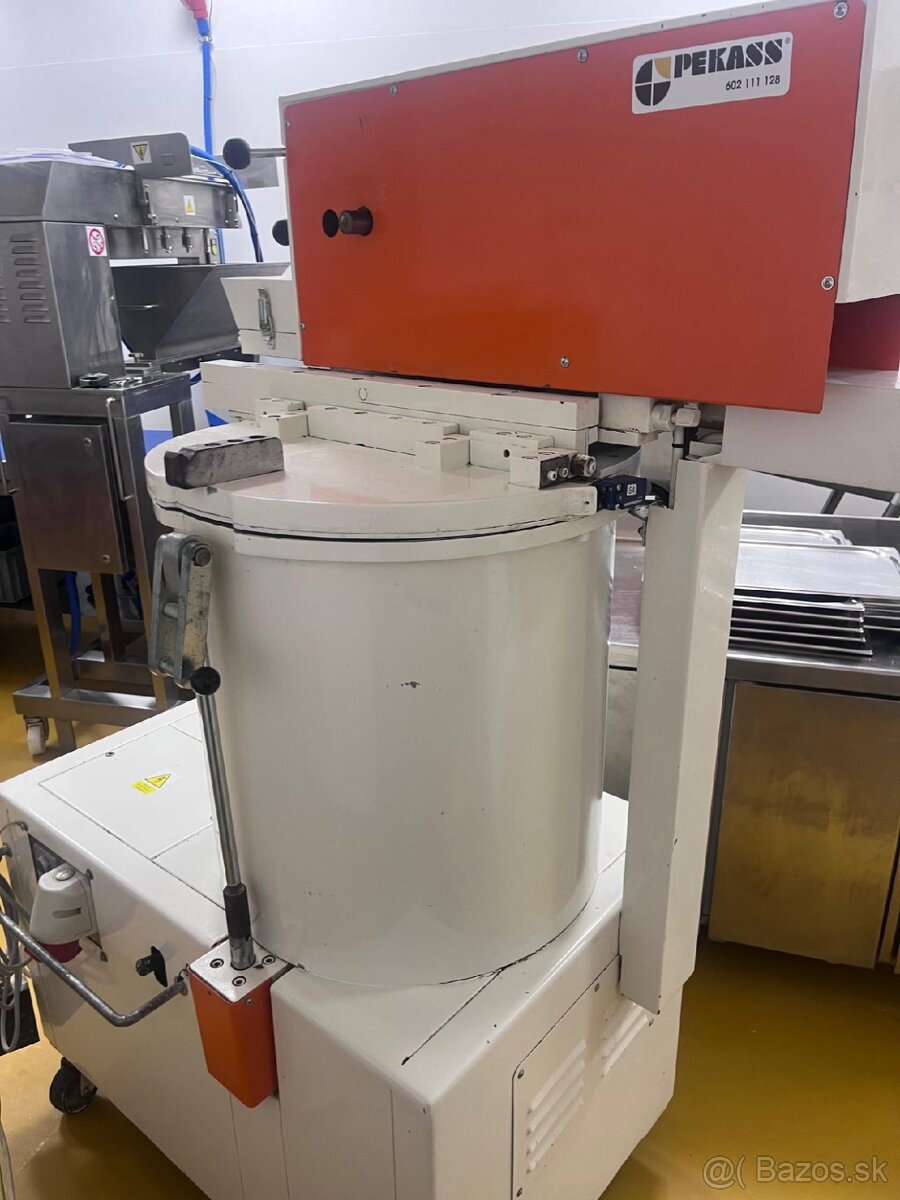 CHLEBOVÁ DĚLIČKA TĚSTA FRITSCH - 4