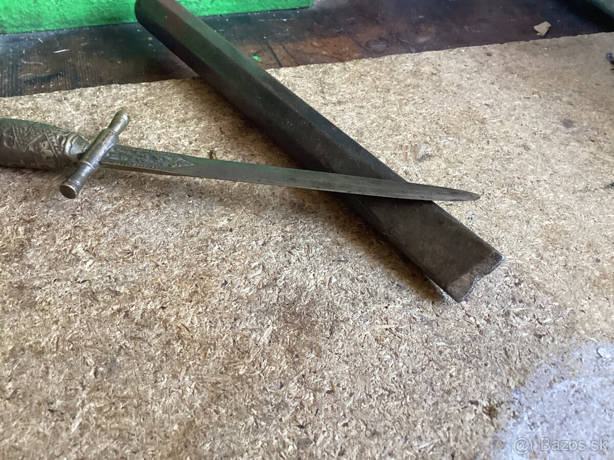 Dýka na dopisy,vysekavac-veci po dedovi - 4