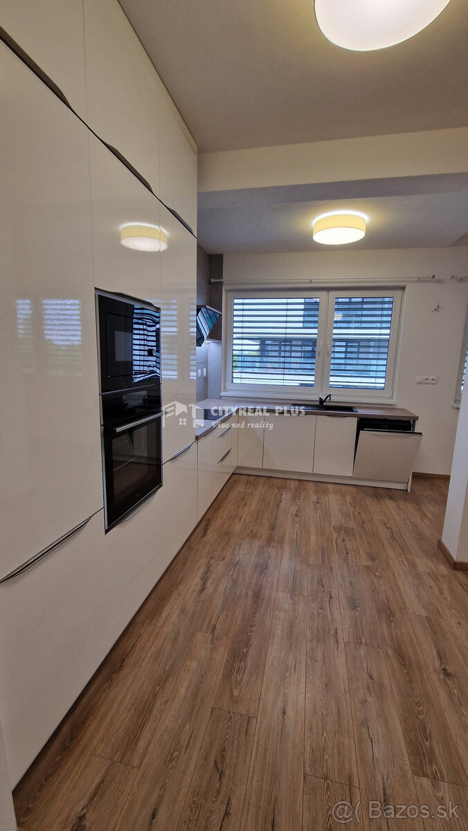 NA PRENÁJOM LUXUSNÝ 3 IZBOVÝ BYT SOHO NOVÉ ZÁMKY - 4