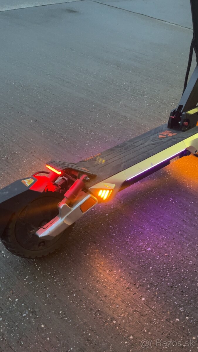 KuKirin M4 Max - E-kolobežka (275km) - 4