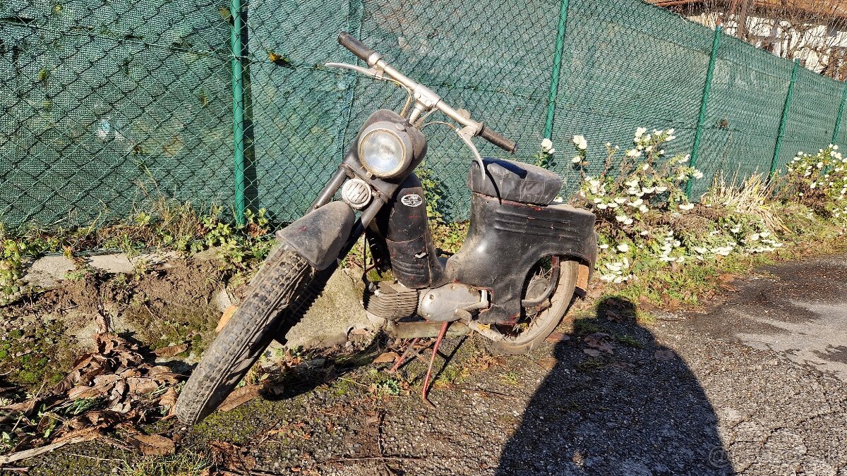 Jawa Pionier typ 555 - čierna farba - 4