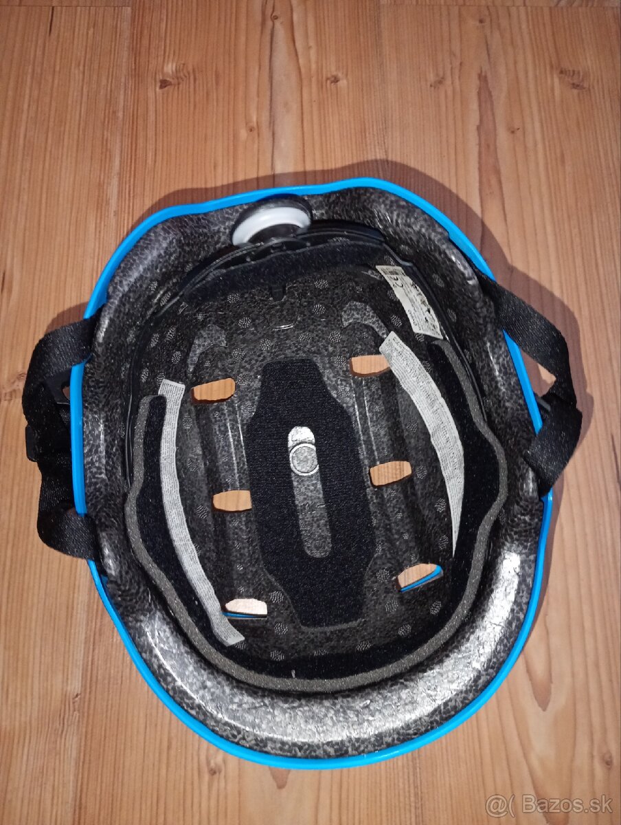 Predám prilbu veľkosť 55-59cm dohoda možná - 4