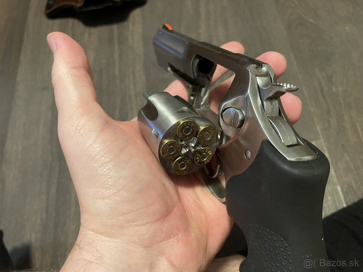 Ruger SP101 + príslušenstvo - 4