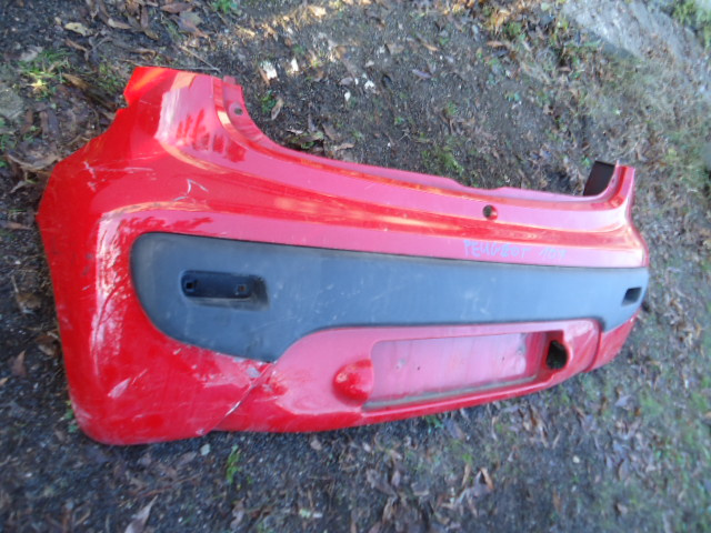 PEUGEOT 107-ZADNY NARAZNIK - 4