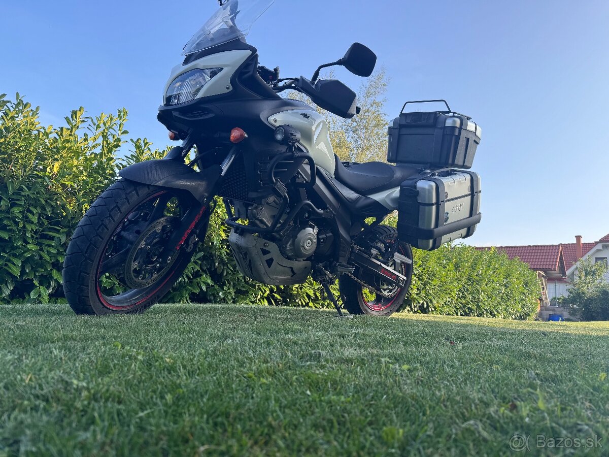 Suzuki V strom 650 - 4