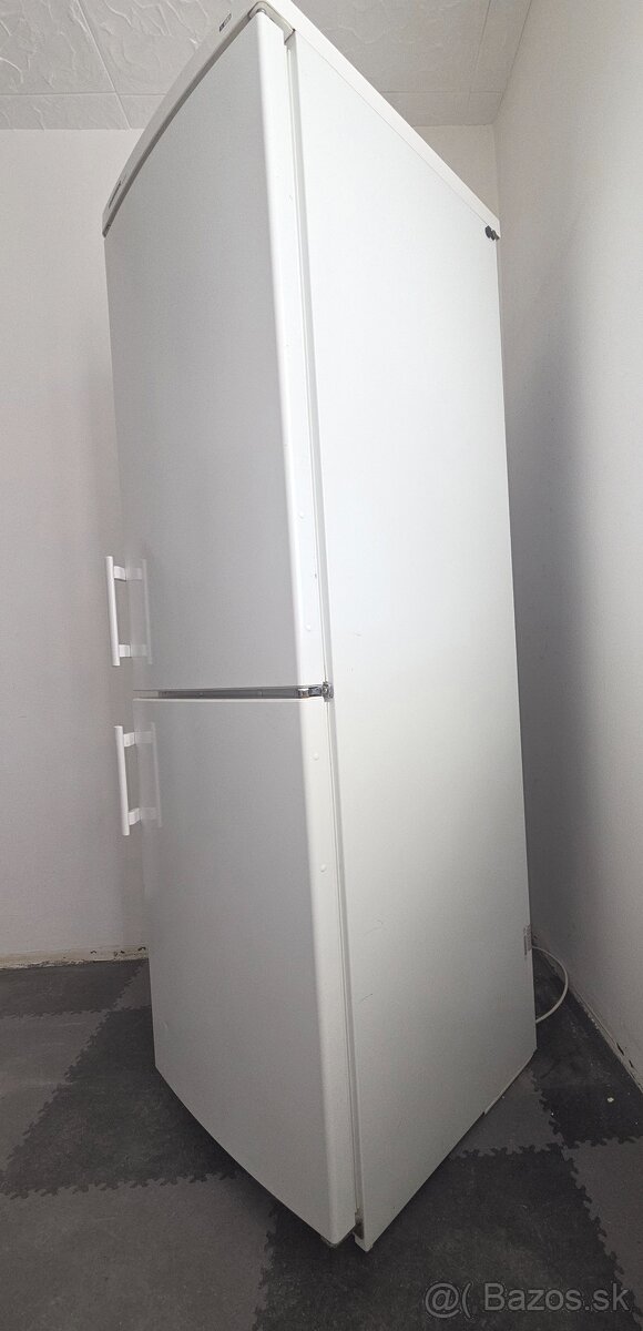 Chladnička s Mrazničkou - 4