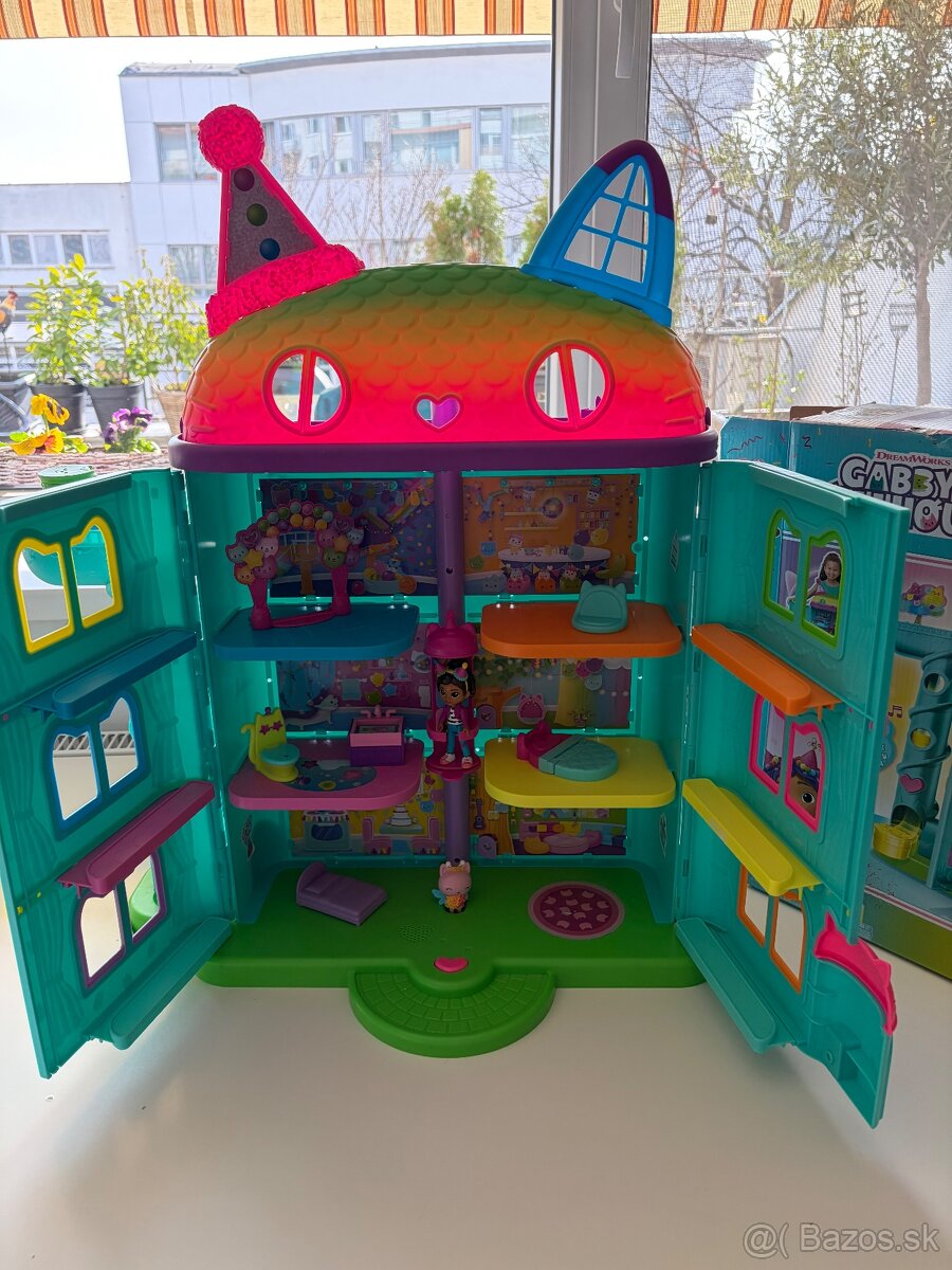 Gabi duhový domček aj s krabicou - 4