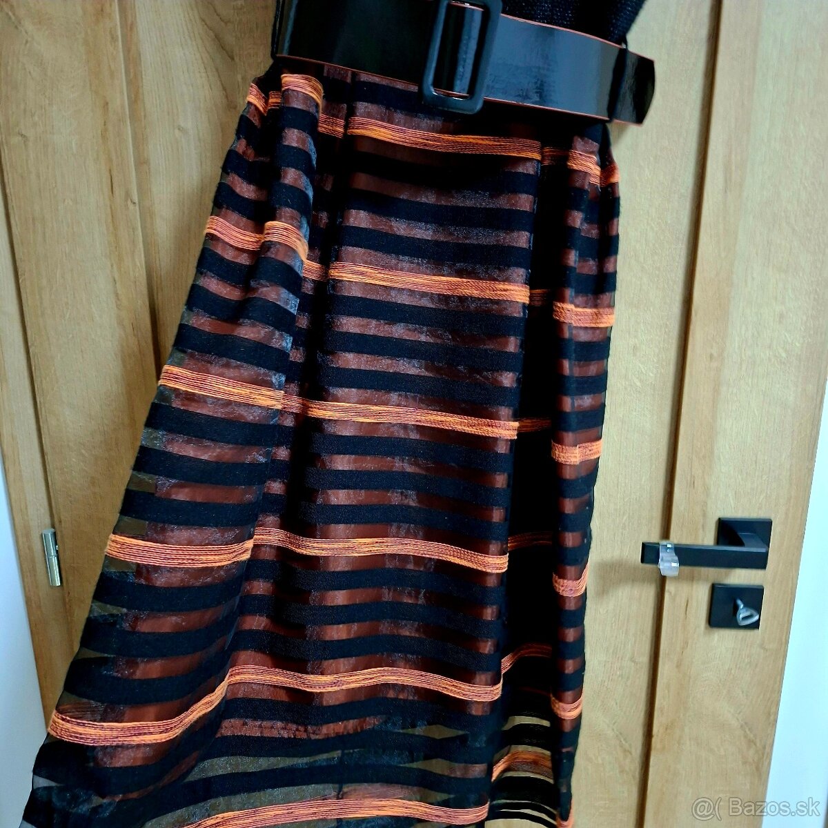 Hnedé spoločenské šaty c. 42 - 4