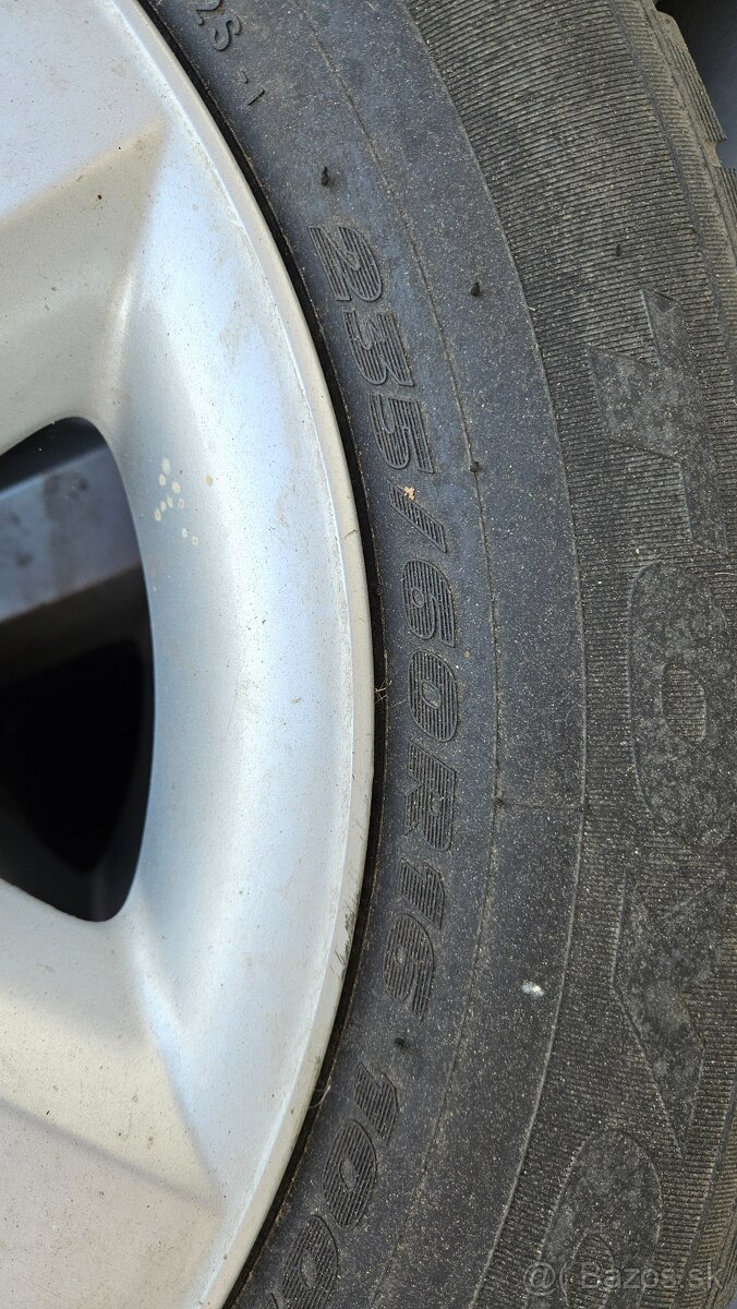 Toyo proxes 235/60 R16 - 4