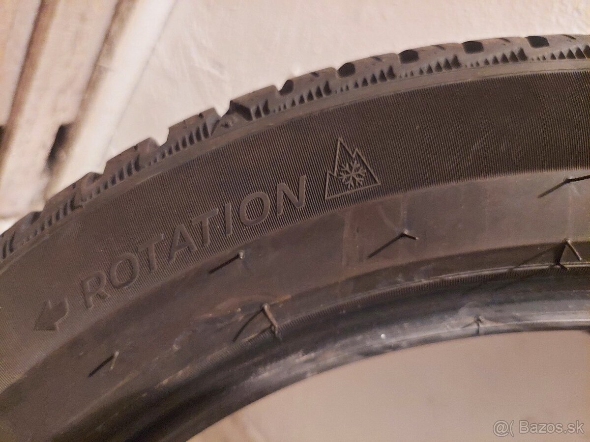 205/50 R17 93V MICHELIN - 4