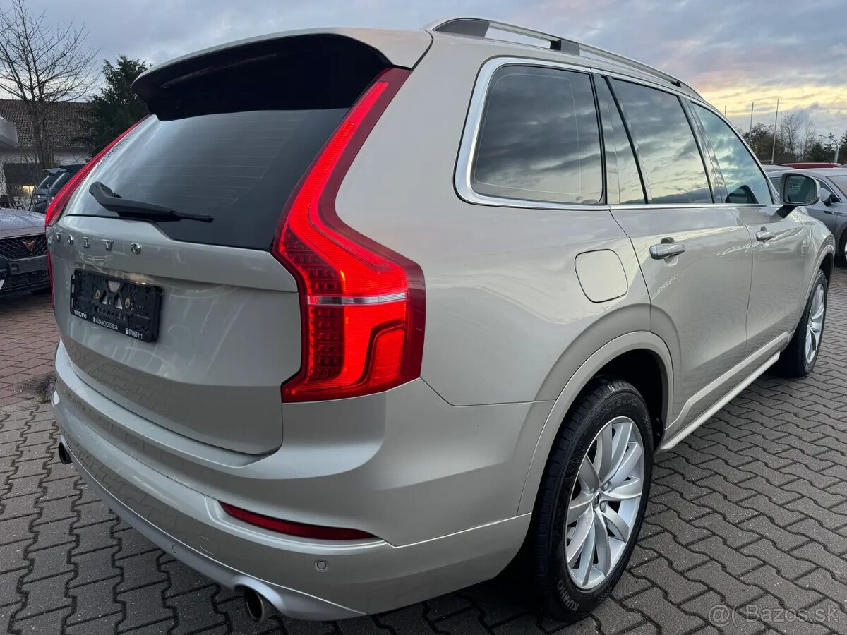 Volvo XC90 2.0 D5 Momentum AWD - 4