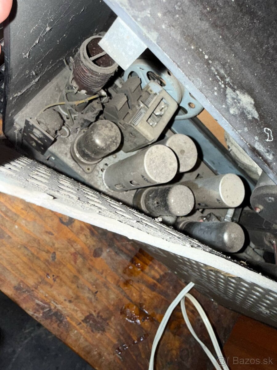 Rádio Tesla Rytmus - 4