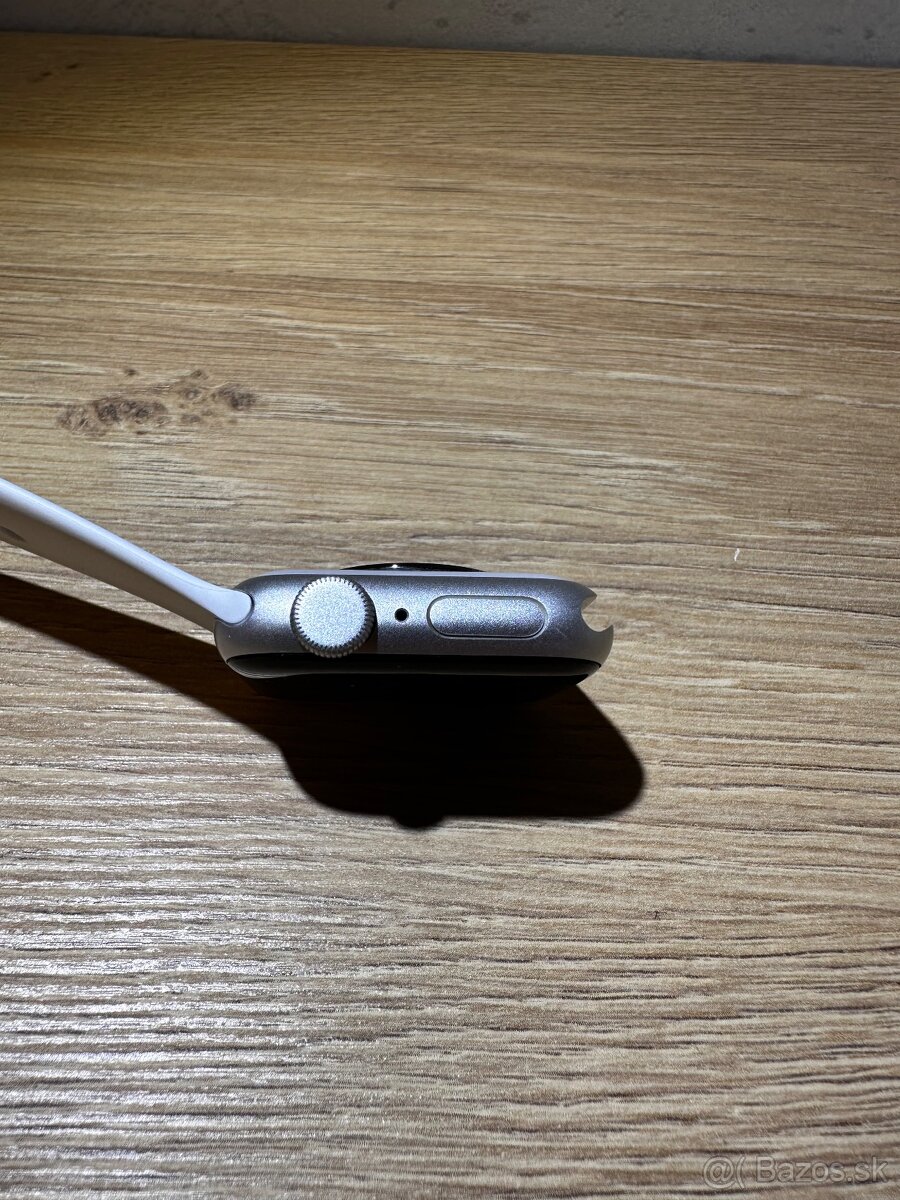 APPLE WATCH SE (2022) 40mm silver - 4