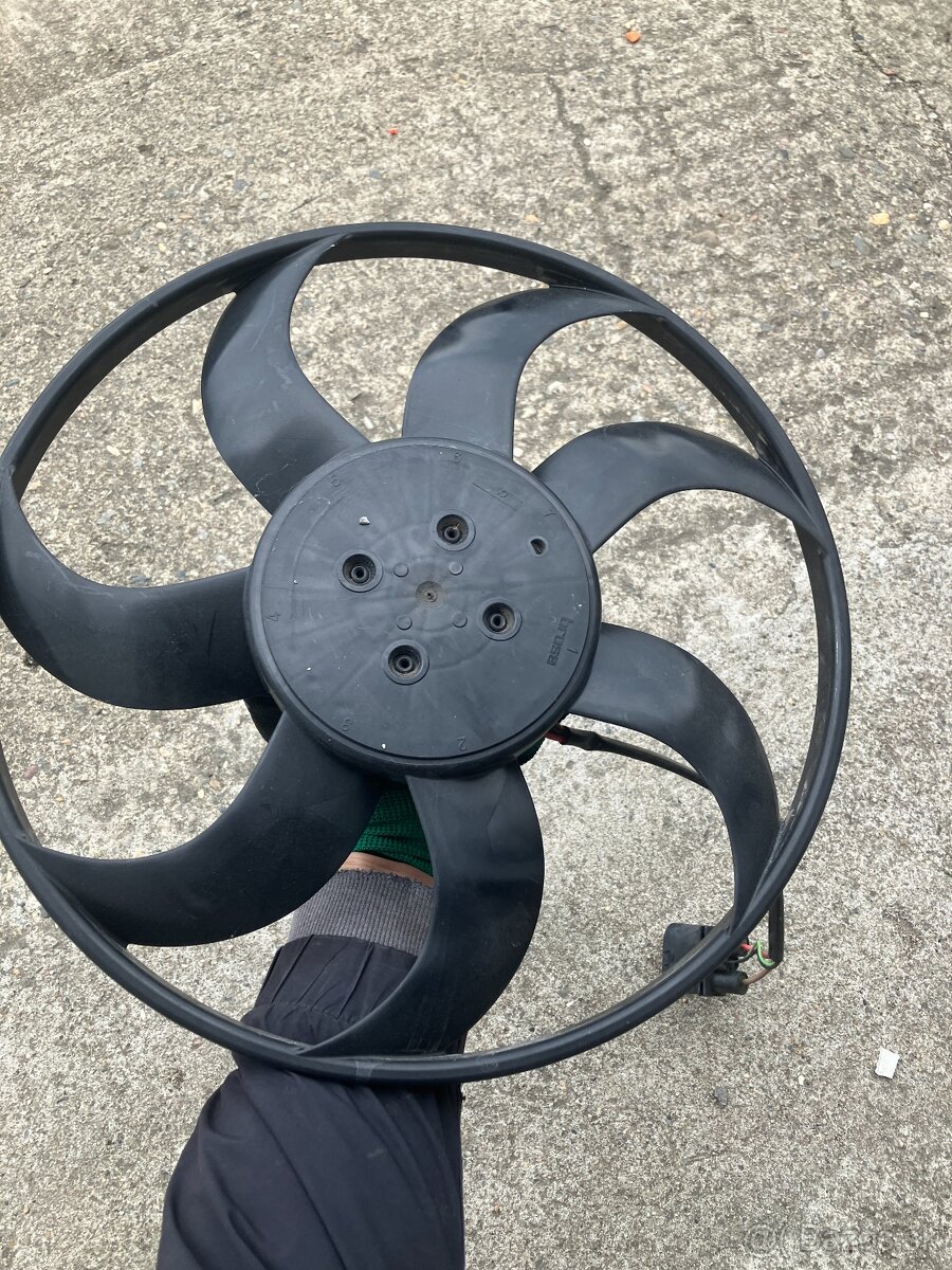 elektricky ventilator chladice VW audi seat - 4