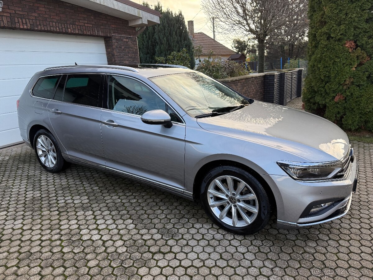 Volkswagen Passat Variant 2.0 TDI EVO Elegance DSG - 4