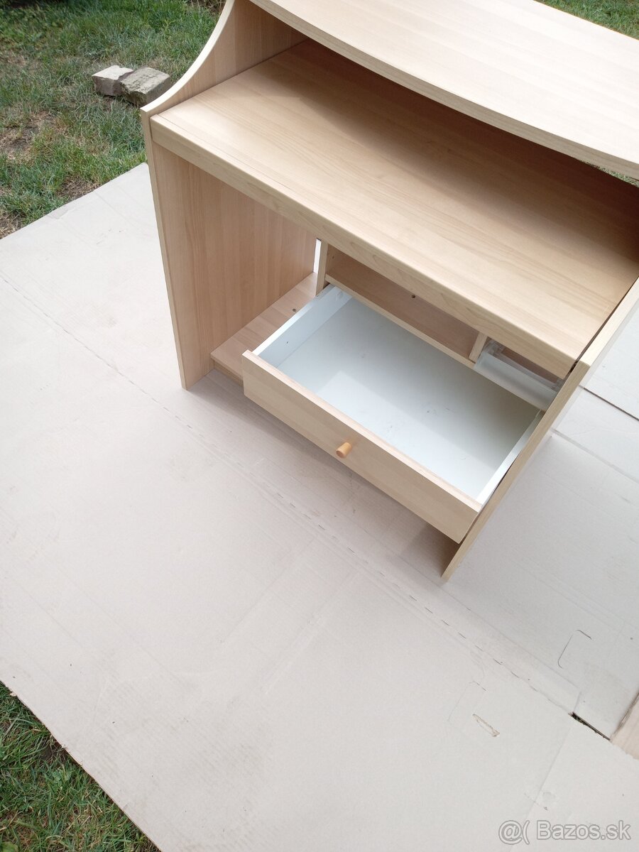 Predám stôl pod PC - 4