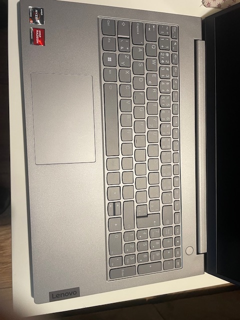 Perfektný Lenovo ThinkBook - 4