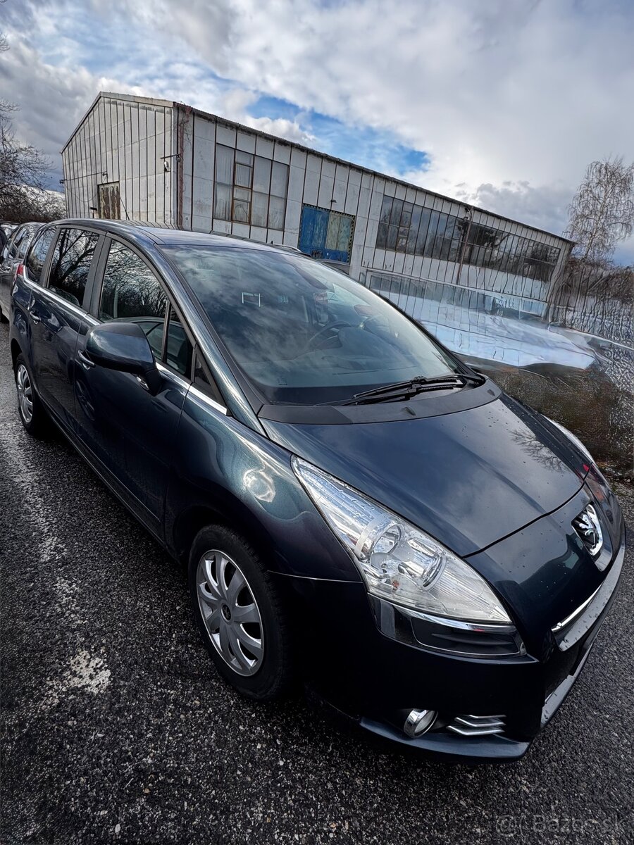 Peugeot 5008 - 4