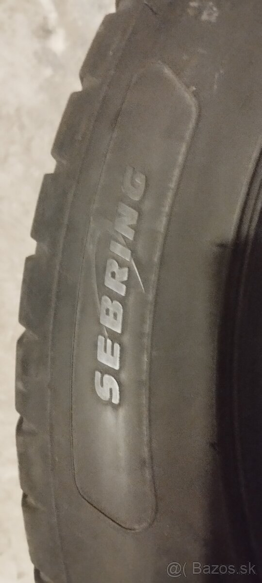 Letne pneu 215/55 r17 - 4
