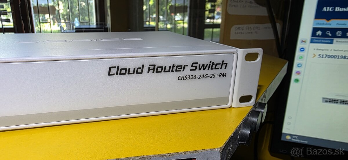 MikroTik Cloud Router Switch CRS326-24G-2S+RM - 4