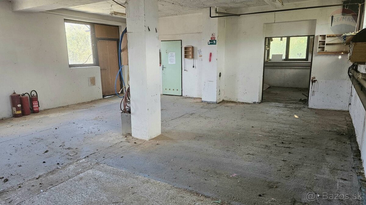 Výrobná hala s bývaním v obci Topoľnica. "REZERVOVANÉ" - 4