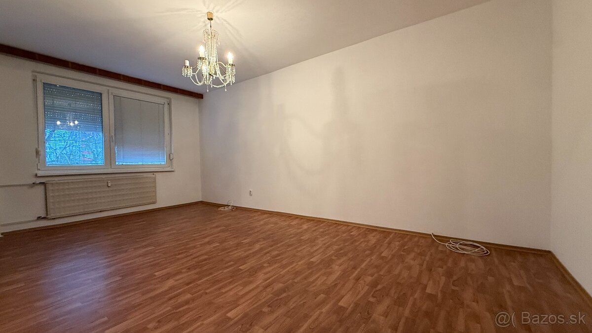 Ponúkam Vám na predaj 3 izb byt na ulici Kpt. Nálepku. - 4