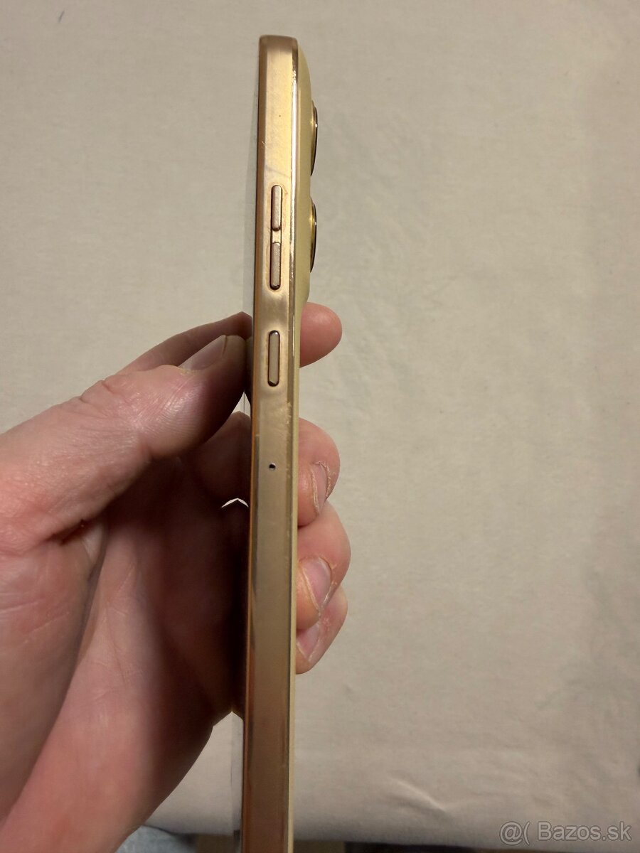 Predám Motorola Edge 50 neo - 4