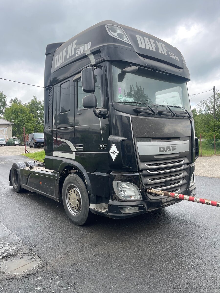 Prodam nahradni dily DAF XF 106.510 - 4