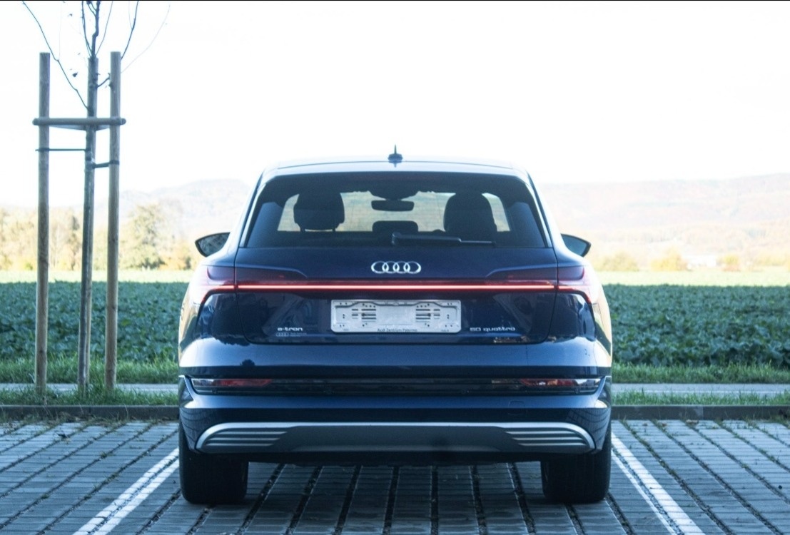 Audi e-tron 50 Quattro Advanced / - 4