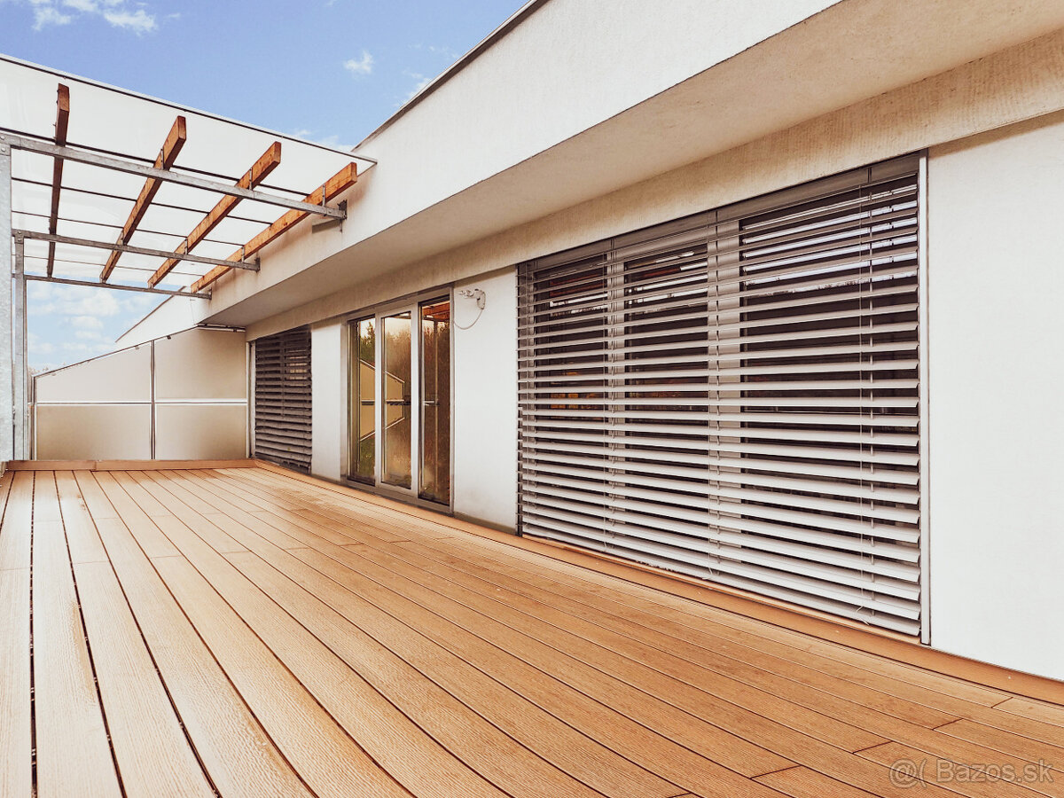 LUXUSNÝ 4 IZB BYT (Penthouse) s TERASOU s VÝHĽADOM na MESTO - 4