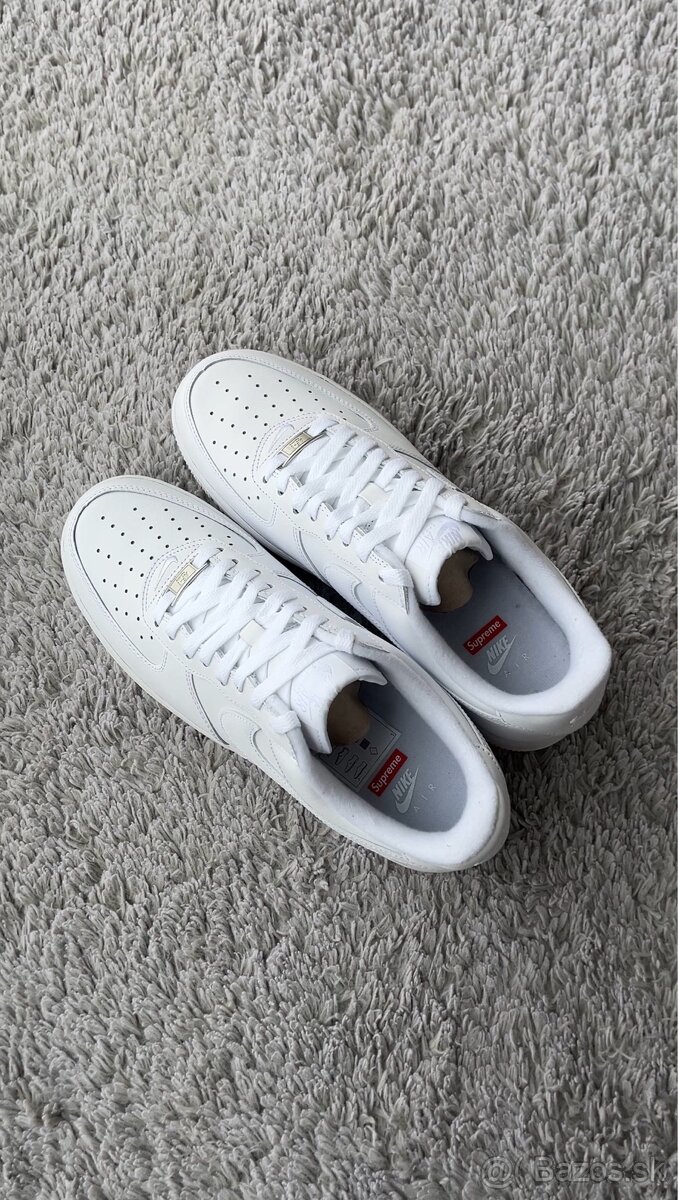 Nike Air Force 1 Low Supreme White - 4