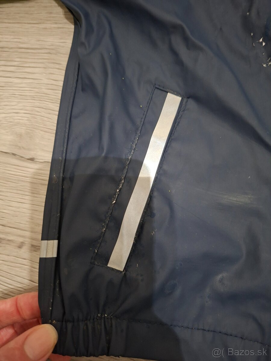 Čierno-zelená bunda do dazda vel. 104 - 4