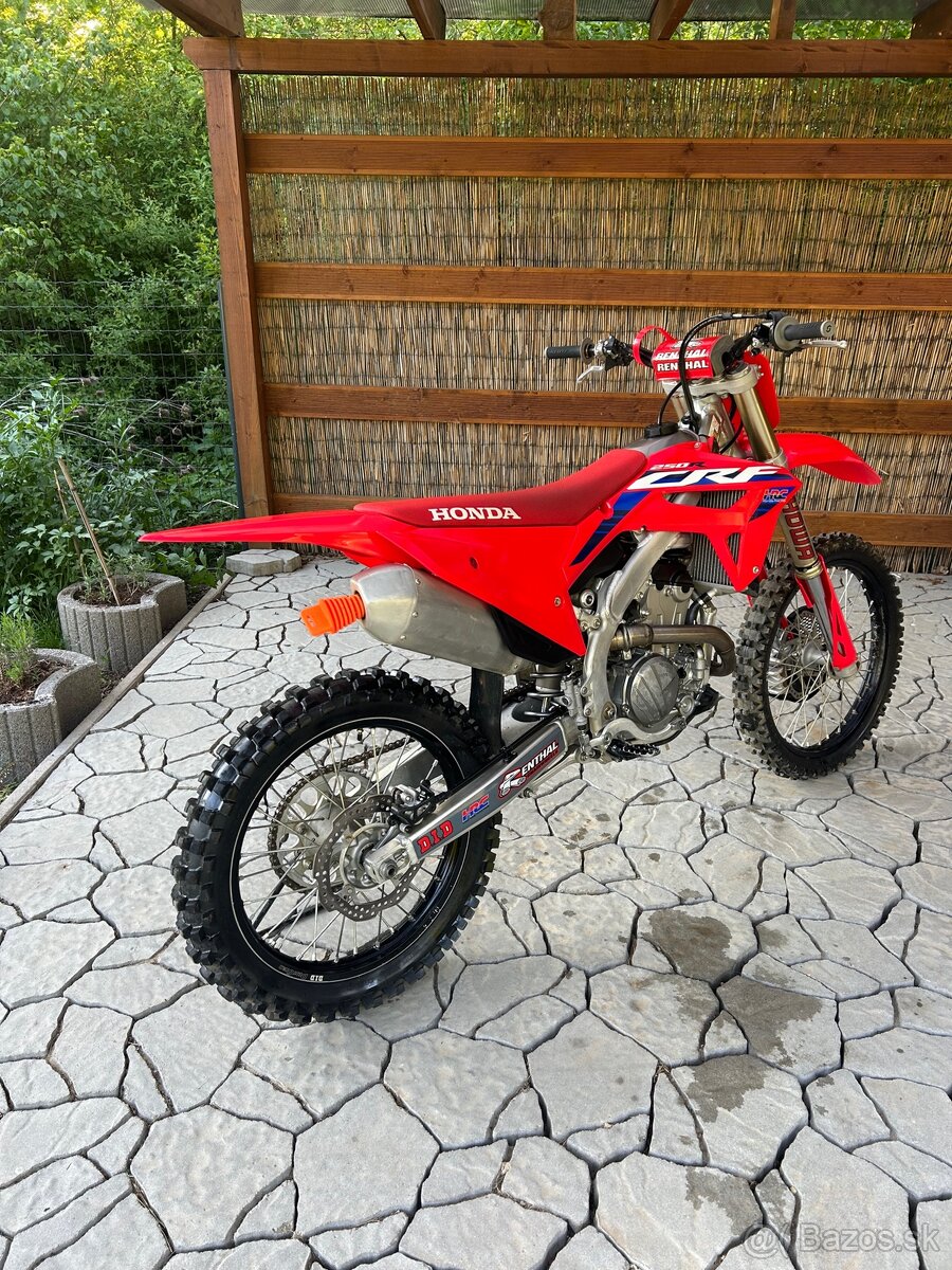 Honda CRF250 - 4