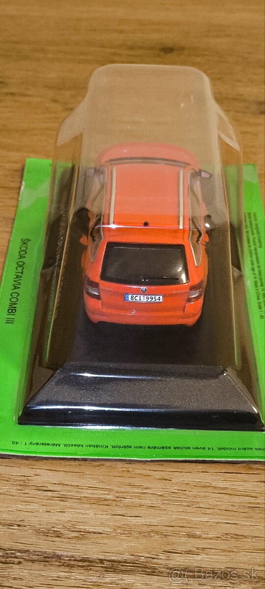 Škoda Octavia Combi III 1:43 - 4