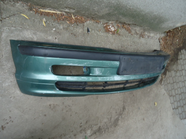 BMW 3 E46-Predny naraznik - 4
