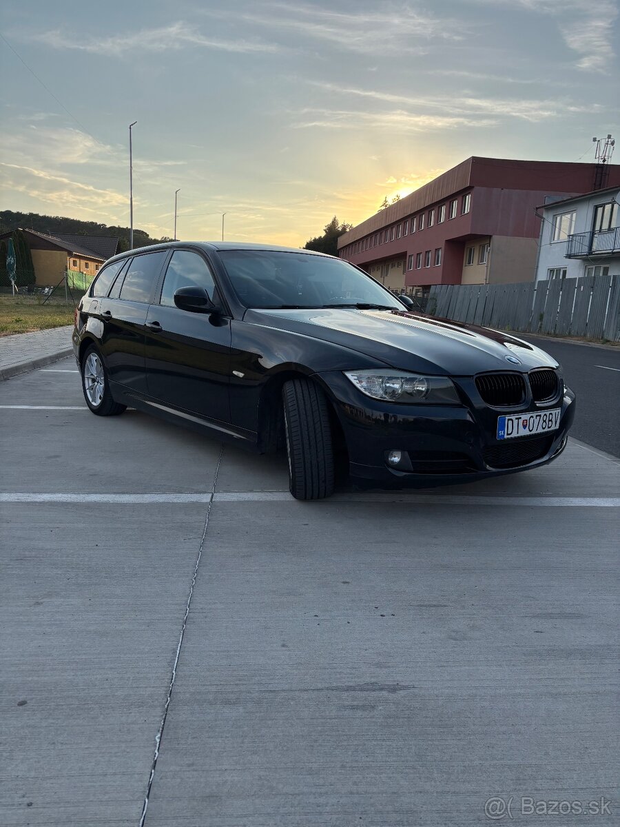 Predám BMW E91 320D 130kw FACELIFT - 4