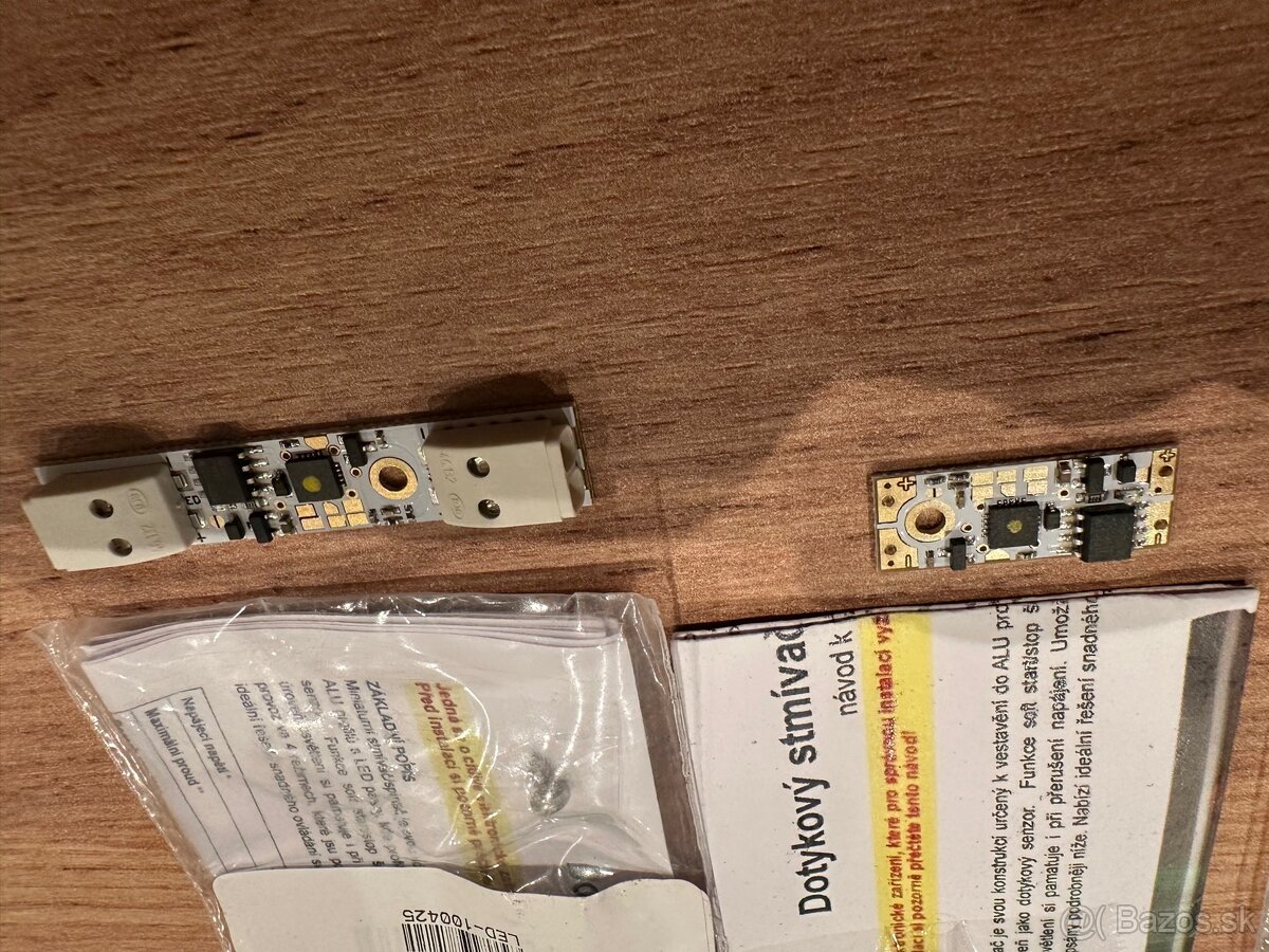 Dotykový LED Dimmer 12/24V DC 8/5A - 3 ks - 4
