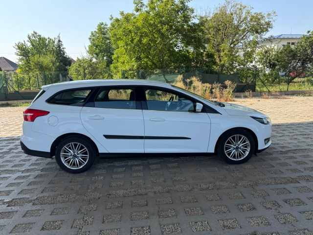Ford Focus Kombi 1.0 EcoBoost Edition X - 4