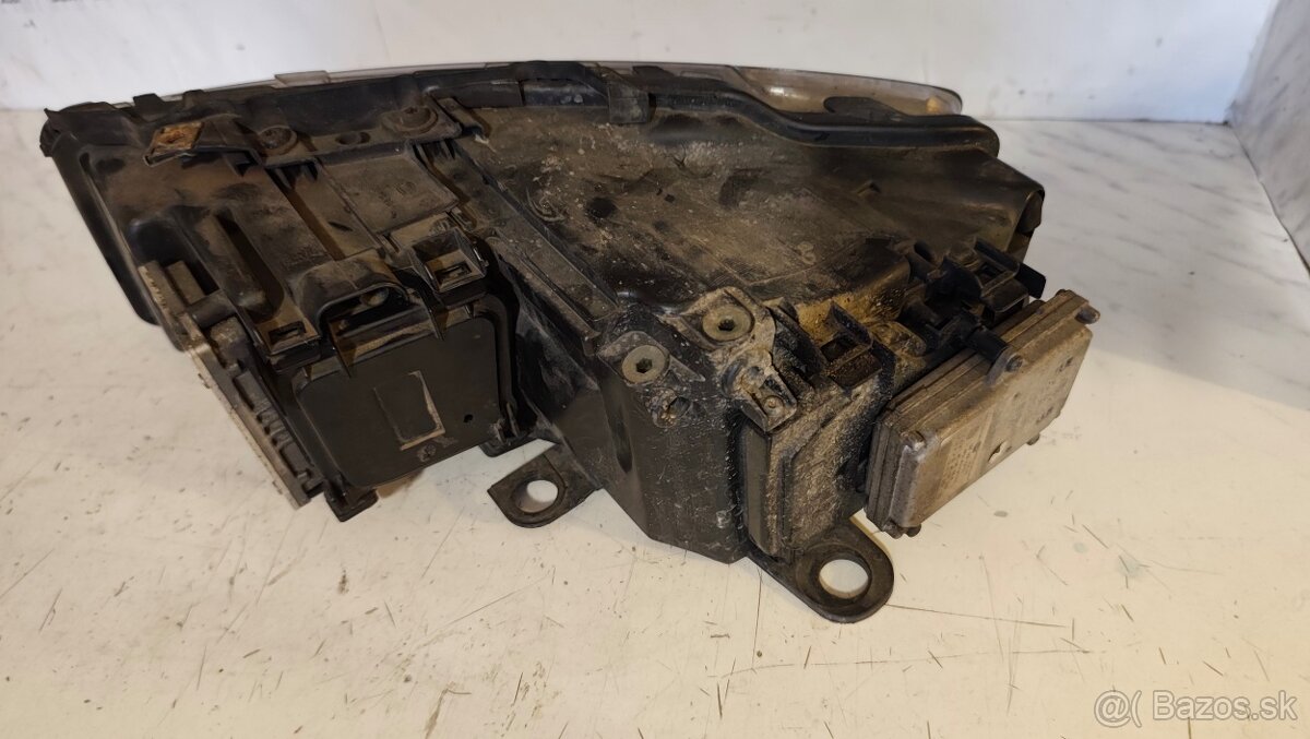 Svetlomet Xenon Audi A8 D3 - 4