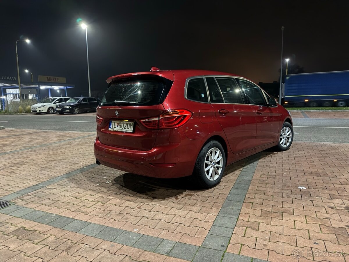 BMW 218i Gran Tourer A/T - 4