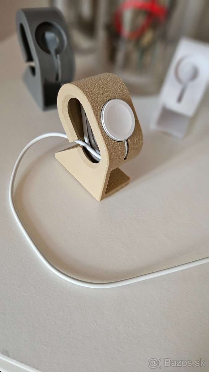 Stojan na Apple Watch - 4