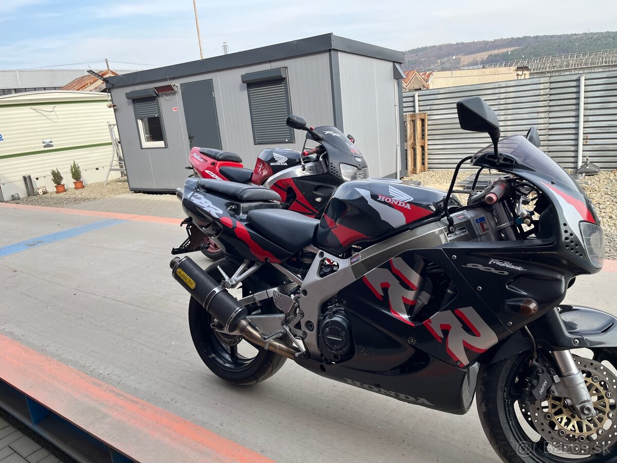 Honda - 4
