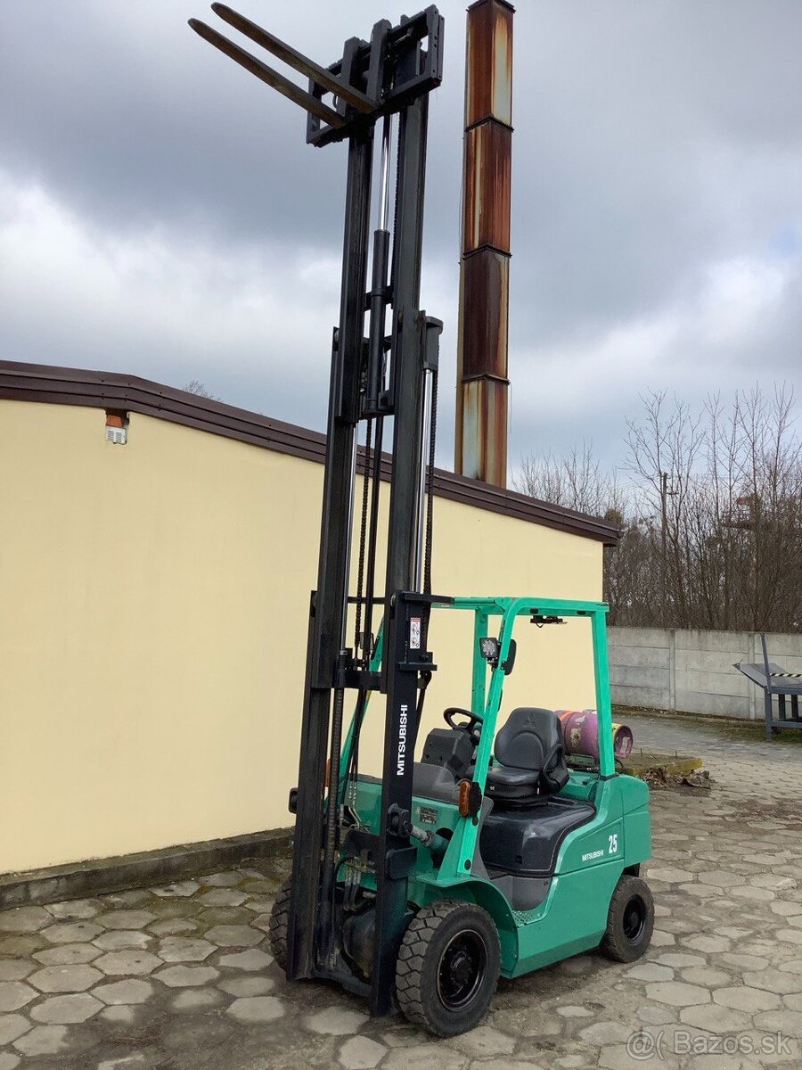 Mitsubishi FG25 – 2,5t LPG, Triplex 4,7 m, side-shift - 4