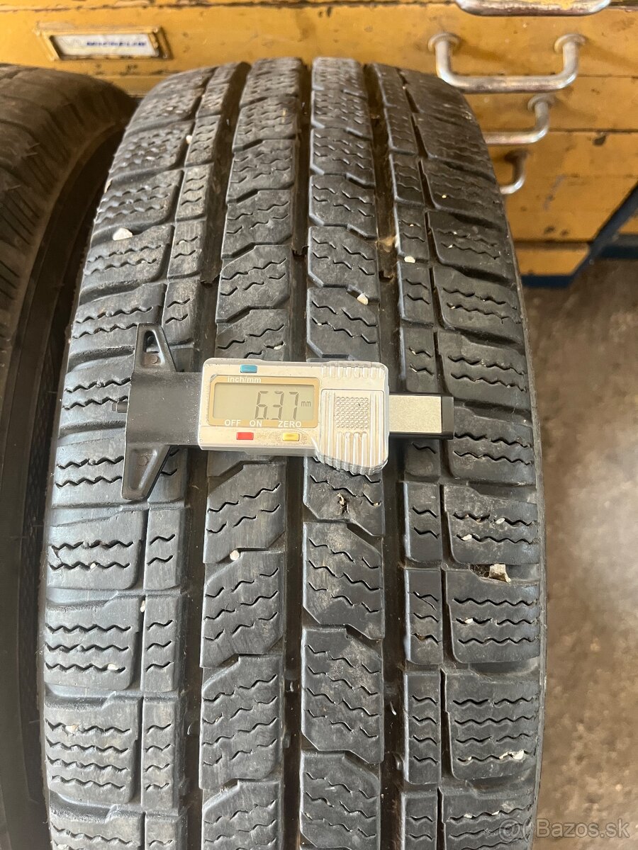 215/70R15C Kleber zimne - 4