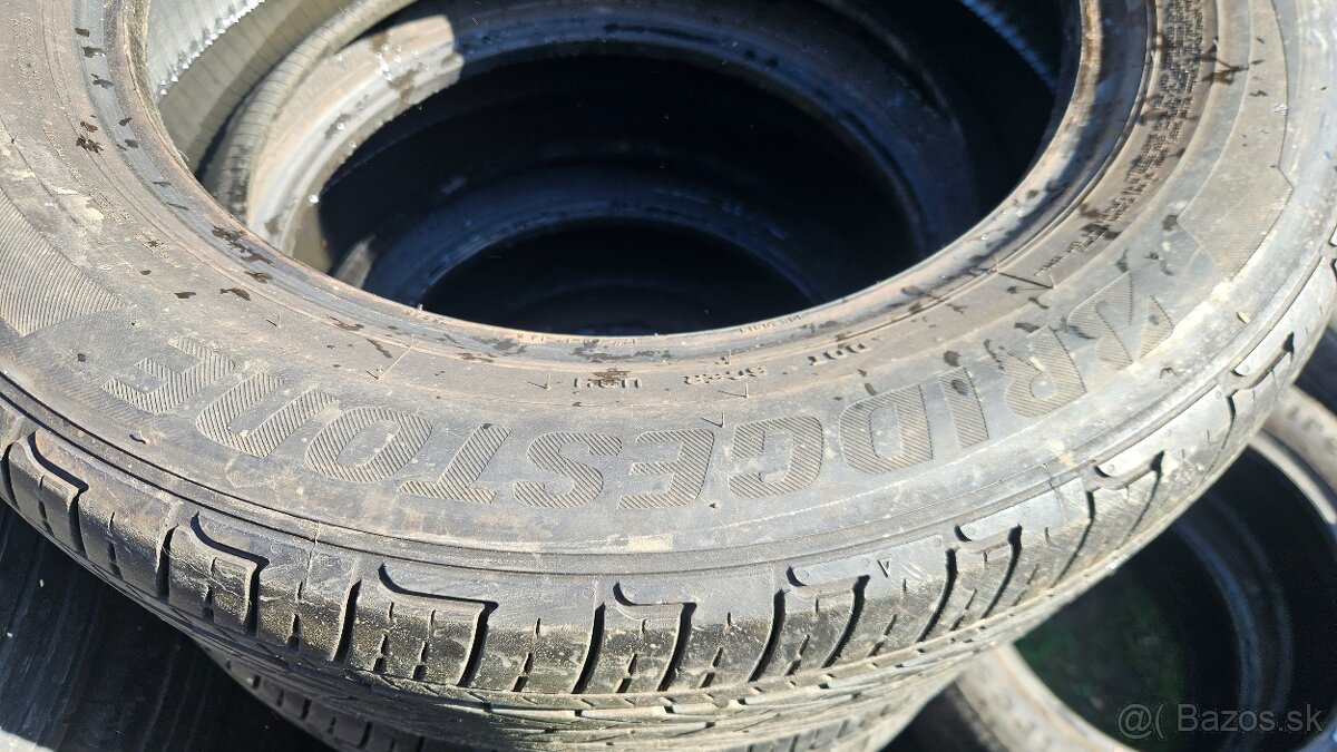 Letne pneu 215/60 r17 bridgestone - 4