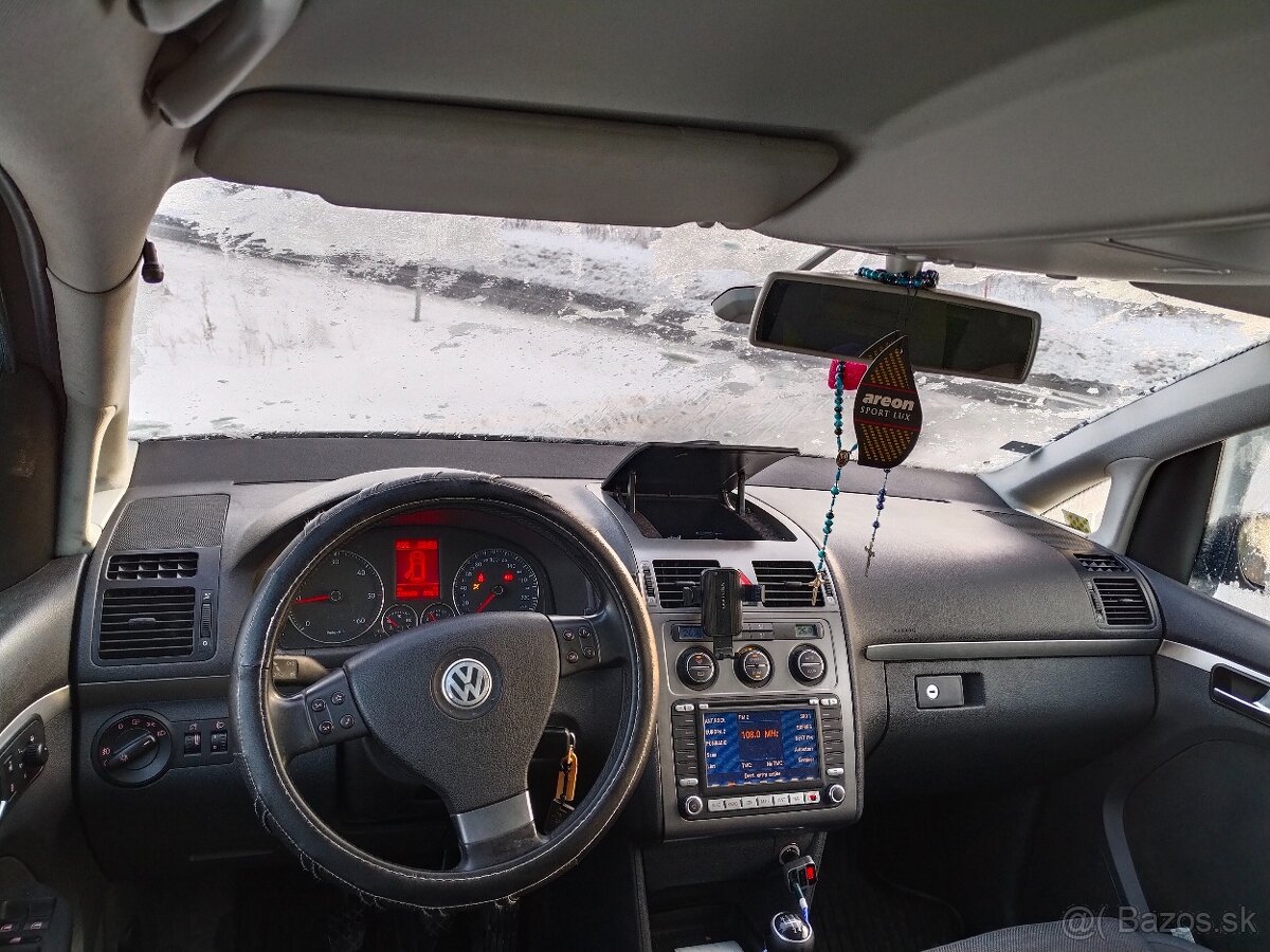 Touran 1.9 77 KW. BXE 2007 - 4