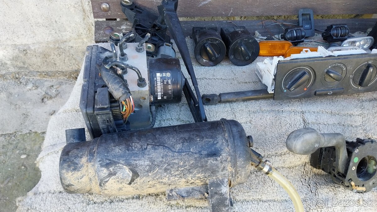 VW LUPO 1,0 37kw BASIS - 4