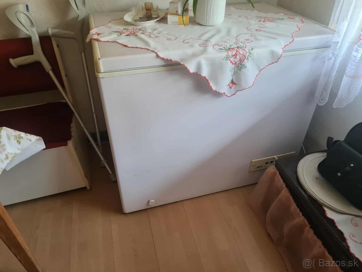 Mraziaci box 224 l - 4