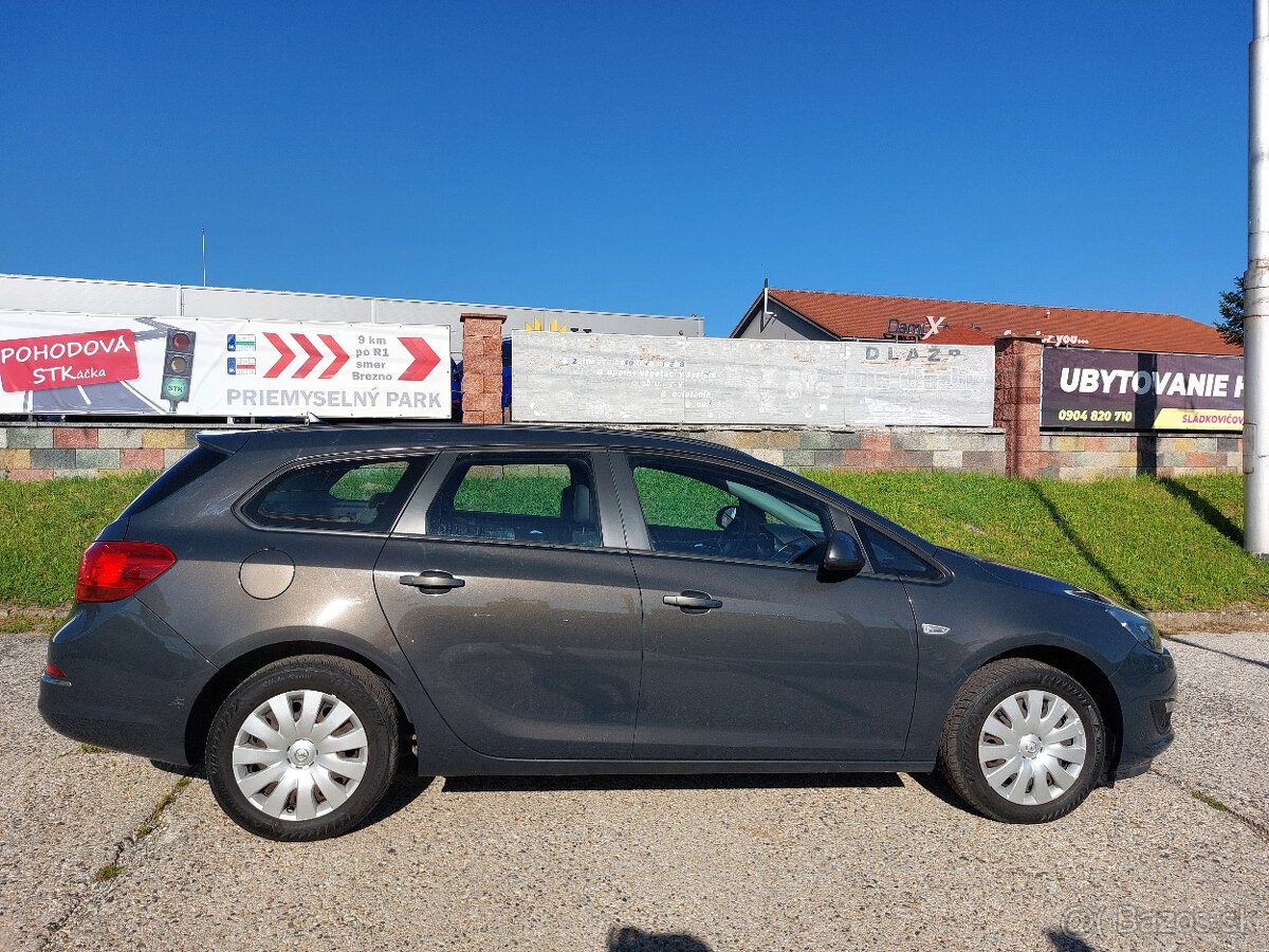 Opel Astra Sport Tourer ST 1.7 CDTI ECOTEC Enjoy - 4